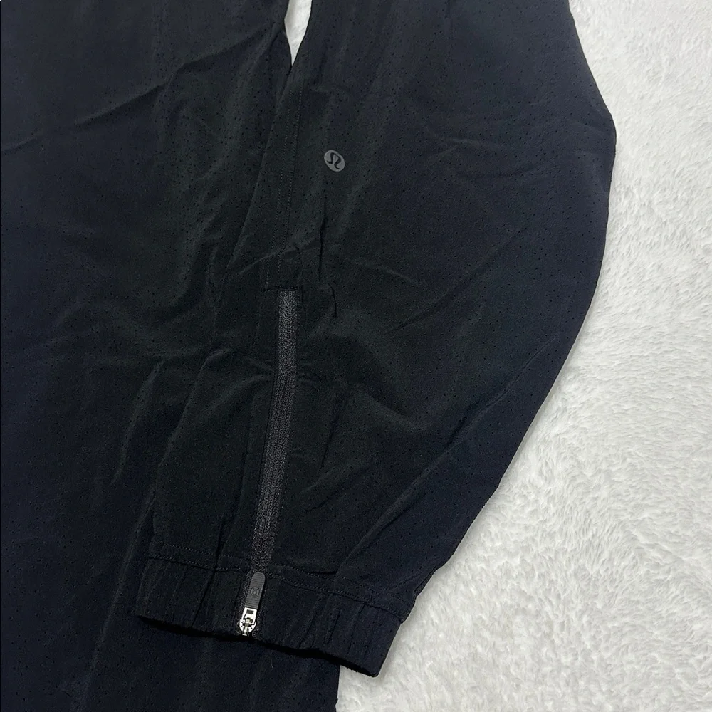 Lululemon | size 6 | adapted state perforated HR jogger